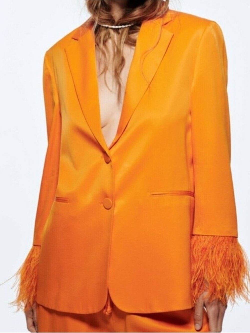 ZARA SATIN FEATHER BLAZER LIMITED EDITION size S